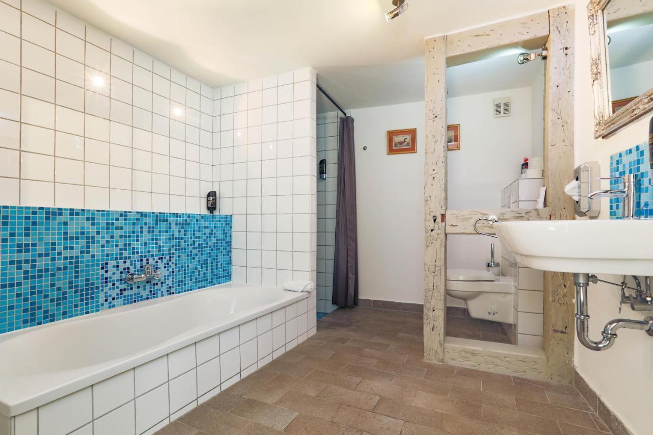 Apartments Im Einhornhaus Любек Екстериор снимка