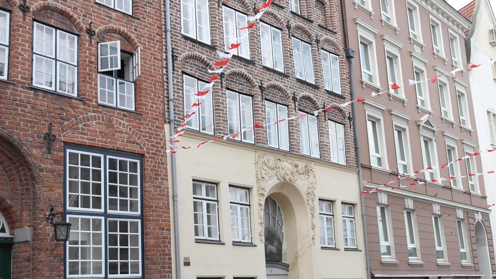 Apartments Im Einhornhaus Любек Екстериор снимка